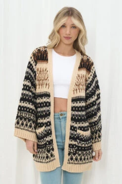 Carmen Cardigan